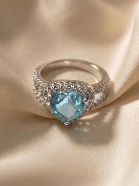 Sterling Silver Blue Faceted Stone Ring CZ Halo Size 6
